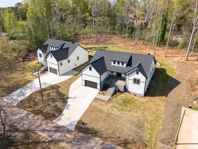 Brand new custom-built 4-bedroom, 2,5 bath home with NO HOA - photo 44
