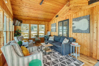 BEAUTIFULLY MAINTAINED LAKE HOME PLUS BUNK HOUSE WITH AC - photo 9