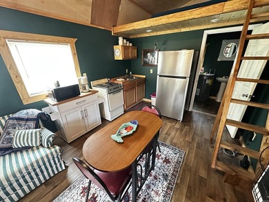 Discover the possibilities with this charming 1-bedroom, 1-bath - photo 12