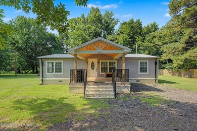 Country living at its finest! Nestled on 3.1 beautiful acres - photo 2