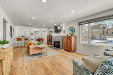 BEAUTIFULLY MAINTAINED LAKE HOME PLUS BUNK HOUSE WITH AC - photo 5