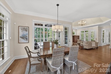 Beautiful custom home on premium golf course lot in popular - photo 17