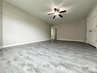 Vacant -- Easy to Show!!! Welcome to 2482 Chatham Run Dr - photo 20