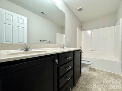 Vacant -- Easy to Show!!! Welcome to 2482 Chatham Run Dr - photo 23