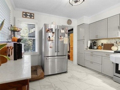 Welcome to 5 Andrews Way, located in the sought-after Bristol - photo 28