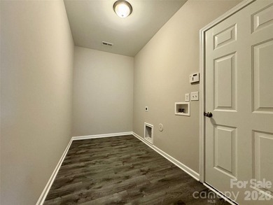 Vacant -- Easy to Show!!! Welcome to 2482 Chatham Run Dr - photo 28