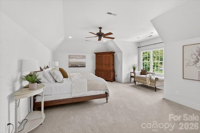 Beautiful custom home on premium golf course lot in popular - photo 29