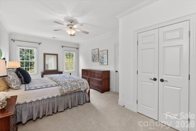 Beautiful custom home on premium golf course lot in popular - photo 30