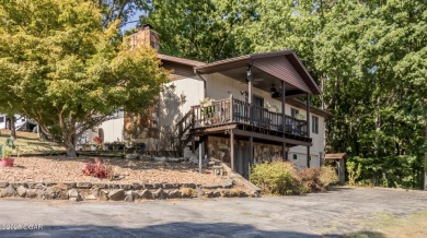 Lake Home For Sale in Blue Eye, Missouri