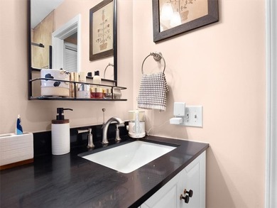 Welcome to 5 Andrews Way, located in the sought-after Bristol - photo 35