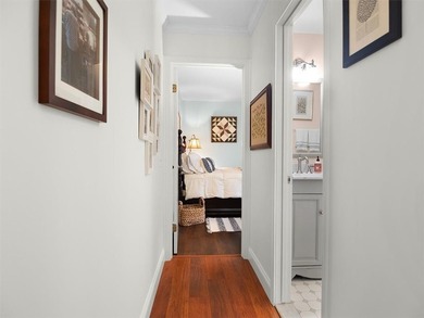 Welcome to 5 Andrews Way, located in the sought-after Bristol - photo 36