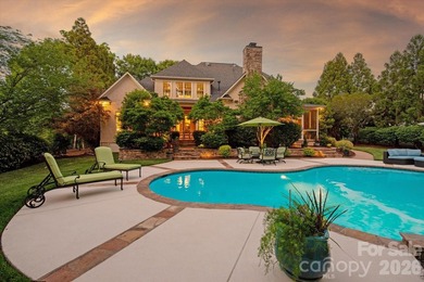 Beautiful custom home on premium golf course lot in popular - photo 37