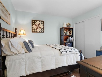 Welcome to 5 Andrews Way, located in the sought-after Bristol - photo 39