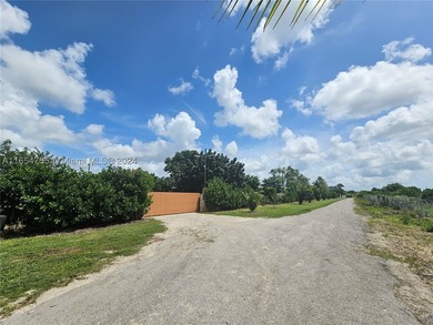 Great second home, 4 bedrooms 2 bathrooms on a 5 acres lot, 3 - photo 1