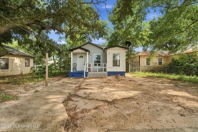 Discover a charming investment gem in the heart of East Biloxi! - photo 3