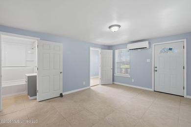 Discover a charming investment gem in the heart of East Biloxi! - photo 6