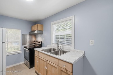 Discover a charming investment gem in the heart of East Biloxi! - photo 8