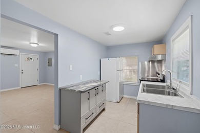 Discover a charming investment gem in the heart of East Biloxi! - photo 9
