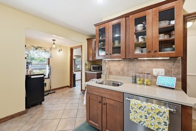 Spacious 3-bedroom, 1.5-bath home offering comfort, character - photo 18