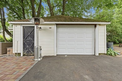Spacious 3-bedroom, 1.5-bath home offering comfort, character - photo 39