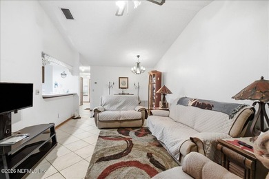 Welcome home to this well-maintained, single-story home offering - photo 3