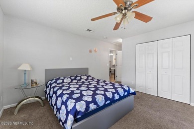 Opportunity in the desirable Mandarin Glen community! This 2 - photo 4
