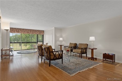 Maintenance Free Living! HOA includes Wi-Fi, basic cable, water - photo 6