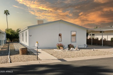 (private lake, pond, creek) Home For Sale in Phoenix Arizona