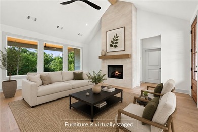 Discover elevated living in this beautifully crafted 2-bedroom - photo 4