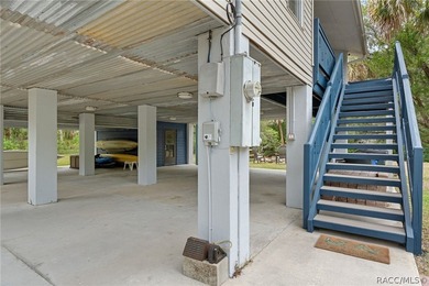 Tucked away at the end of a quiet private road, this elevated - photo 4