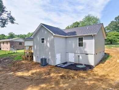 Brand-new 3BR/2BA home offering 1,448sf just inside the city - photo 27