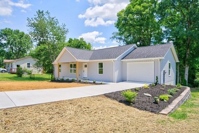Brand-new 3BR/2BA home offering 1,448sf just inside the city - photo 35
