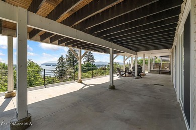 Nestled in the scenic hills of Hope, Idaho, this beautifully - photo 47