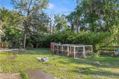 Spacious 4-bedroom ranch home situated on 3 lots totaling over - photo 3