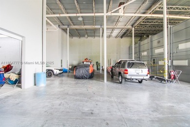 High-End Auto Body Shop & Prime Real Estate - For Sale in - photo 7