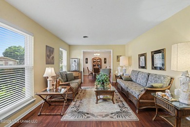 Move in ready, meticulously kept home located just minutes from - photo 3