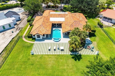 Beautifully reimagined and fully updated single story estate in - photo 12