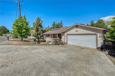 2 bedroom 2 bathroom with partially converted garage to 3rd - photo 13