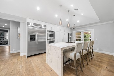 Beautifully reimagined and fully updated single story estate in - photo 15