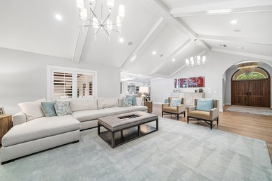 Beautifully reimagined and fully updated single story estate in - photo 17