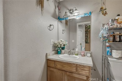2 bedroom 2 bathroom with partially converted garage to 3rd - photo 20