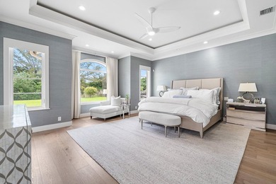 Beautifully reimagined and fully updated single story estate in - photo 24