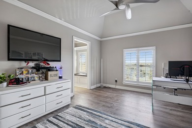 This exceptional estate in Castle Hills Golf and Country Club is - photo 30