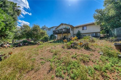 2 bedroom 2 bathroom with partially converted garage to 3rd - photo 31