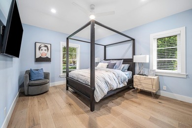 Beautifully reimagined and fully updated single story estate in - photo 35