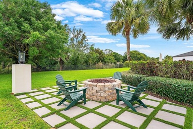 Beautifully reimagined and fully updated single story estate in - photo 45