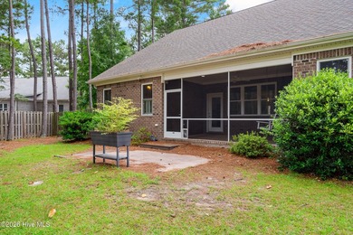 Welcome to 330 Crown Pointe Drive in Hampstead, NC! This - photo 50