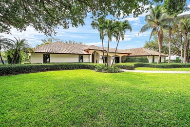 Beautifully reimagined and fully updated single story estate in - photo 50
