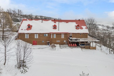 St Lawrence River Home For Sale in Sainte-Anne-de-Beaupré QC