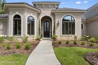 Experience exceptional luxury in the prestigious Toscana - photo 2